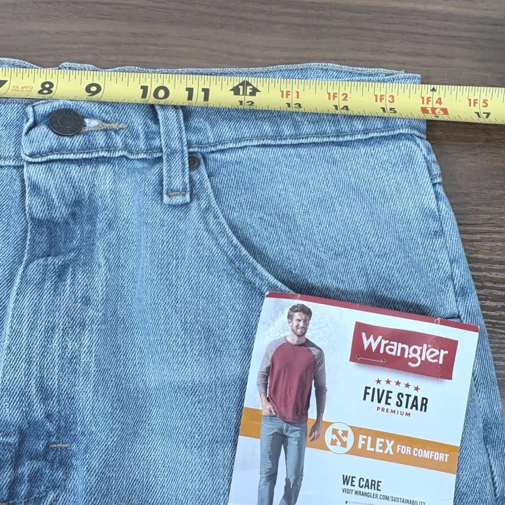 Wrangler Jeans Mens 31x30 Light Wash NEW Custom Cow Print Pockets Western Indie